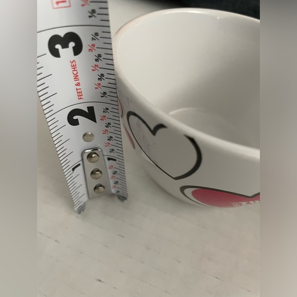 T-MOBILE Tuesdays coffee mug. White with pink heart. - Picture 5 of 6